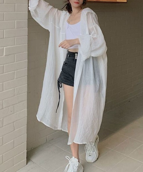 mielu(ミエル)の「シアーフーディーロングシャツ(シャツ/ブラウス・レディース・ベージュ/イエロー・LARGE/MEDIUM)」の4枚目の写真