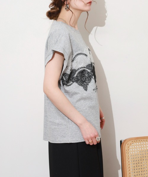 EGLANTINE（エグランティーヌ）の「EGLANTINE レース加工フレンチスリーブカットソー（Tシャツ/カットソー・レディース・チャコールグレー/オフホワイト/ブラック・38）」の6枚目の写真