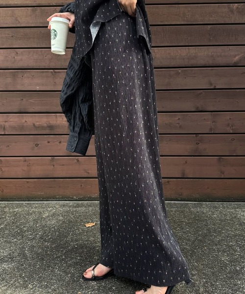 WILLFULLY(ウィルフリー)の「wide belt pleats relax PT(その他パンツ・レディース・ダークブラウン/モスグリーン/ブラック系その他・FREE)」の4枚目の写真