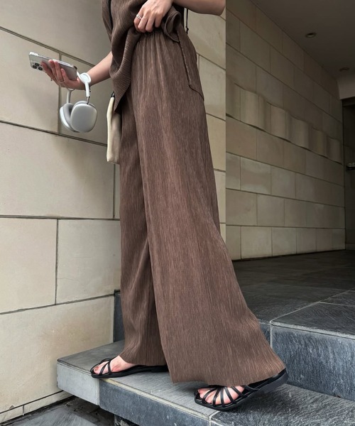WILLFULLY(ウィルフリー)の「wide belt pleats relax PT(その他パンツ・レディース・ダークブラウン/モスグリーン/ブラック系その他・FREE)」の16枚目の写真