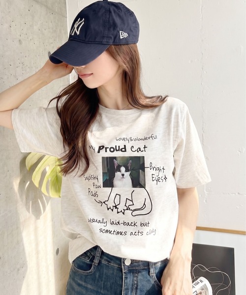 Ada.(エイダ)の「キャット イラスト フォト クルーネック Tシャツ(Tシャツ/カットソー・レディース・オフホワイト/ピンク/ブラック/グレー・FREE)」の3枚目の写真