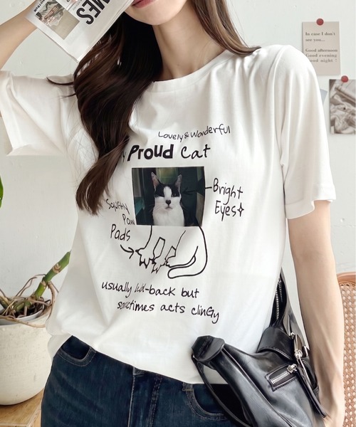 Ada.(エイダ)の「キャット イラスト フォト クルーネック Tシャツ(Tシャツ/カットソー・レディース・オフホワイト/ピンク/ブラック/グレー・FREE)」の1枚目の写真