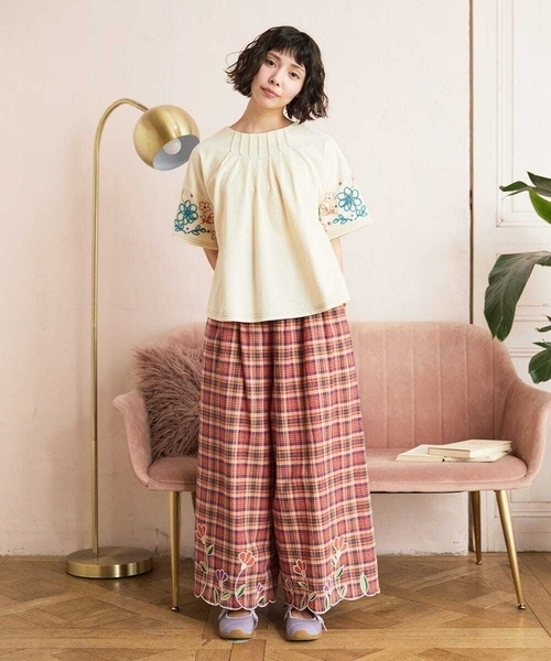 Jocomomola(ホコモモラ)の「Dulcinea チェックスカラップ刺繍入りワイドパンツ(その他パンツ・レディース・オレンジ/グリーン・40)」の20枚目の写真