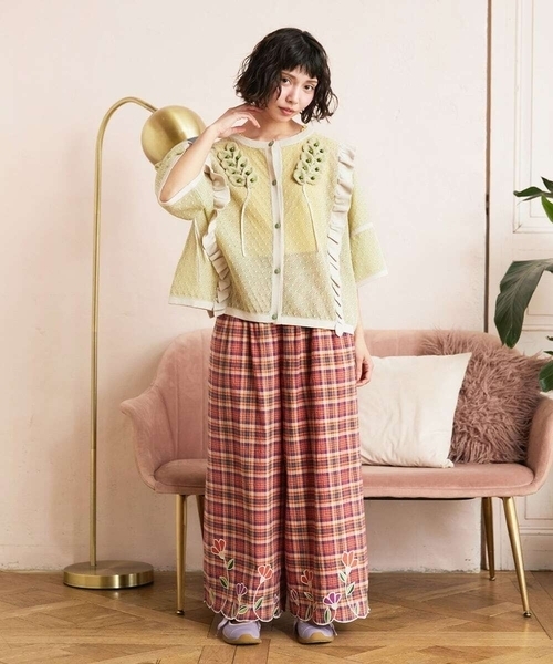 Jocomomola(ホコモモラ)の「Dulcinea チェックスカラップ刺繍入りワイドパンツ(その他パンツ・レディース・オレンジ/グリーン・40)」の22枚目の写真