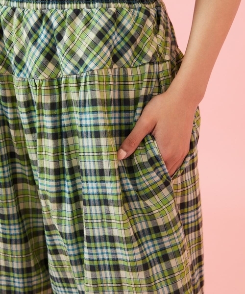 Jocomomola(ホコモモラ)の「Dulcinea チェックスカラップ刺繍入りワイドパンツ(その他パンツ・レディース・オレンジ/グリーン・40)」の15枚目の写真