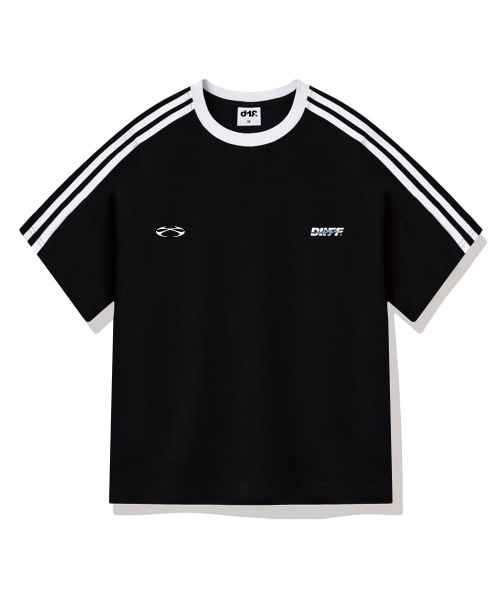 DIIFF（ディフ）の「ダブルストリップオーバーサイズトラック半袖Tシャツ4カラー[DISE_3002]（Tシャツ/カットソー・メンズ・クリーム/ブラック/ホワイト×グリーン/ホワイト×ブラック・SMALL/MEDIUM/LARGE/X-LARGE）」の8枚目の写真