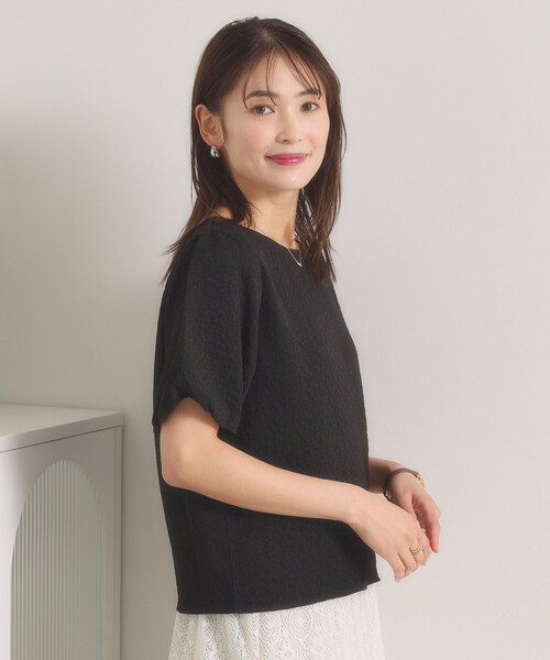 ITS'DEMO(イッツデモ)の「【手洗い可】花ジャカードトップス(Tシャツ/カットソー・レディース・サックスブルー/ブラック/アイボリー・00)」の8枚目の写真