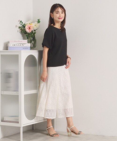 ITS'DEMO(イッツデモ)の「【手洗い可】花ジャカードトップス(Tシャツ/カットソー・レディース・サックスブルー/ブラック/アイボリー・00)」の10枚目の写真