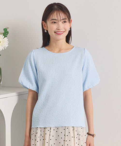 ITS'DEMO(イッツデモ)の「【手洗い可】花ジャカードトップス(Tシャツ/カットソー・レディース・サックスブルー/ブラック/アイボリー・00)」の16枚目の写真