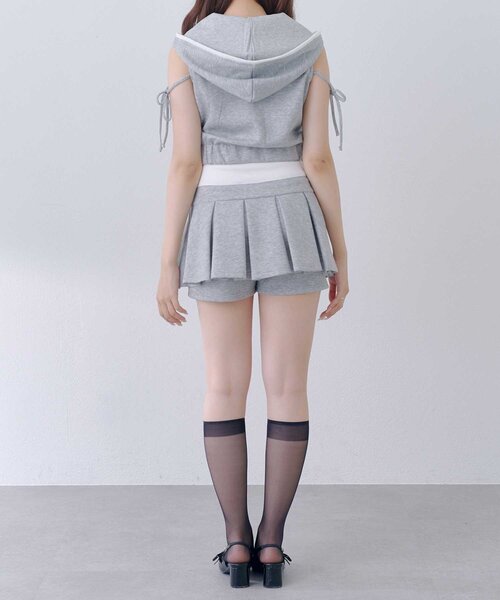 OLIVE des OLIVE(オリーブデオリーブ)の「【Belle Charme】Logo Pocket Sleevless Blouson(パーカー・レディース・トップグレー/ベージュ/ブラック・FREE)」の11枚目の写真