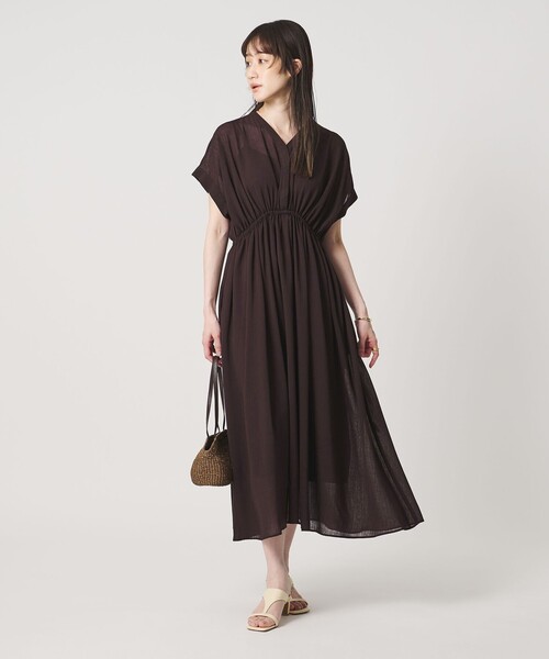 UNITED ARROWS(ユナイテッドアローズ)の「スラブ シアー ワンピース ‐ウォッシャブル‐(ワンピース・レディース・コバルトブルー/ダークブラウン/ブラック・38/36)」の15枚目の写真