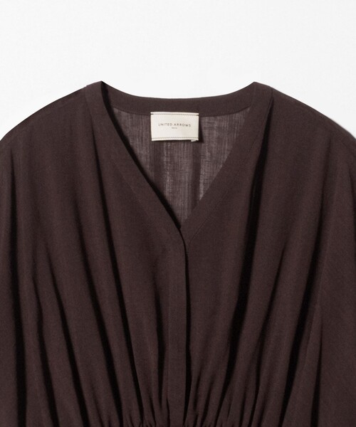 UNITED ARROWS(ユナイテッドアローズ)の「スラブ シアー ワンピース ‐ウォッシャブル‐(ワンピース・レディース・コバルトブルー/ダークブラウン/ブラック・38/36)」の18枚目の写真