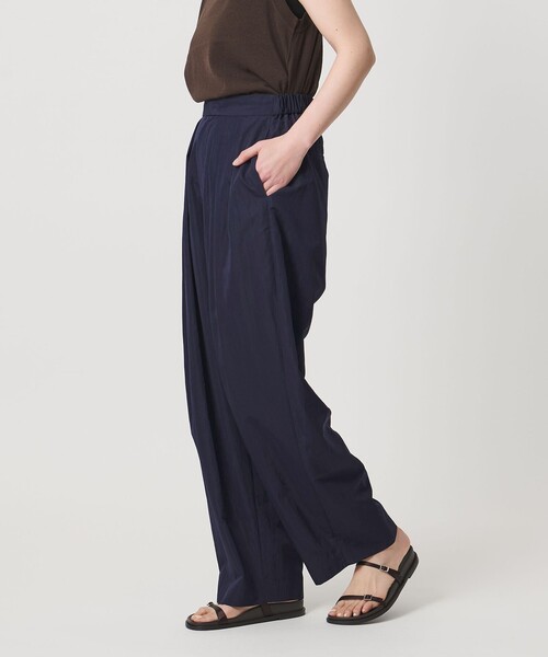 MARW UNITED ARROWS(マルゥ ユナイテッドアローズ)の「<MARW UNITED ARROWS>3タック ワイド テーパードパンツ 撥水(その他パンツ・レディース・ホワイト/ネイビー・38/36)」の3枚目の写真