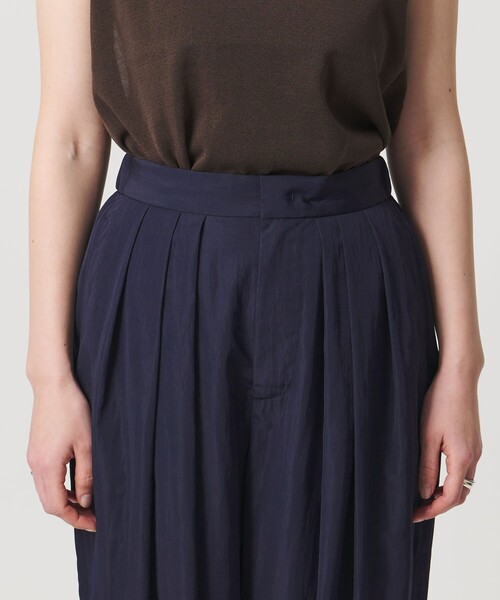 MARW UNITED ARROWS(マルゥ ユナイテッドアローズ)の「<MARW UNITED ARROWS>3タック ワイド テーパードパンツ 撥水(その他パンツ・レディース・ホワイト/ネイビー・38/36)」の11枚目の写真