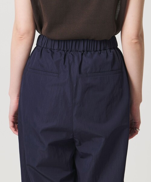 MARW UNITED ARROWS(マルゥ ユナイテッドアローズ)の「<MARW UNITED ARROWS>3タック ワイド テーパードパンツ 撥水(その他パンツ・レディース・ホワイト/ネイビー・38/36)」の12枚目の写真