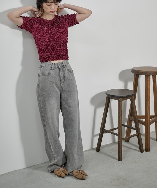 フラワー刺繍ストレートワイドデニムパンツ（デニムパンツ）｜THE YOn