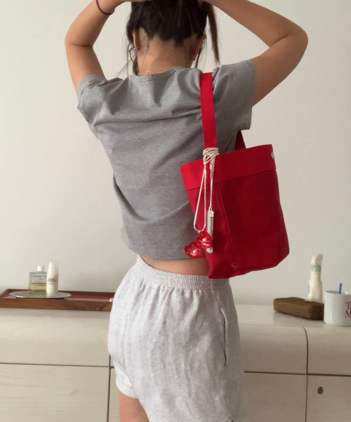 haag(ヘイグ)の「a bread bag (red)(トートバッグ・レディース・その他・FREE)」の5枚目の写真