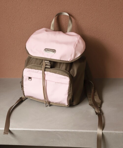OUTDOOR PRODUCTS(アウトドアプロダクツ)の「OUTDOOR PRODUCTS×Firsthand / アウトドアプロダクツ 別注 ツートーン カラー ミニリュック(バックパック/リュック・レディース・オリーブ/ブラック/ブラウン/チャコールグレー・ONE SIZE)」の4枚目の写真