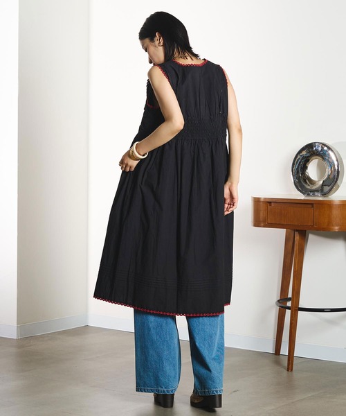 ROSE BUD(ローズバッド)の「【ROSE BUD別注】INDIA IS BEAUTIFUL/BLACK DRESS(ワンピース・レディース・ブラック・ONE SIZE)」の4枚目の写真
