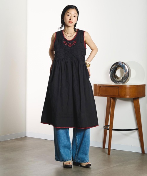 ROSE BUD(ローズバッド)の「【ROSE BUD別注】INDIA IS BEAUTIFUL/BLACK DRESS(ワンピース・レディース・ブラック・ONE SIZE)」の5枚目の写真