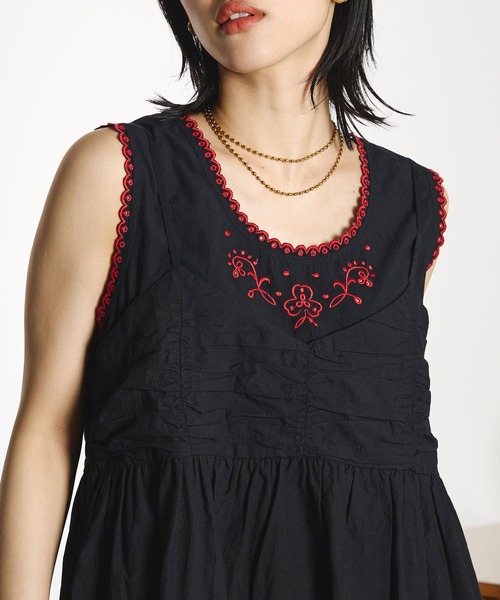 ROSE BUD(ローズバッド)の「【ROSE BUD別注】INDIA IS BEAUTIFUL/BLACK DRESS(ワンピース・レディース・ブラック・ONE SIZE)」の7枚目の写真