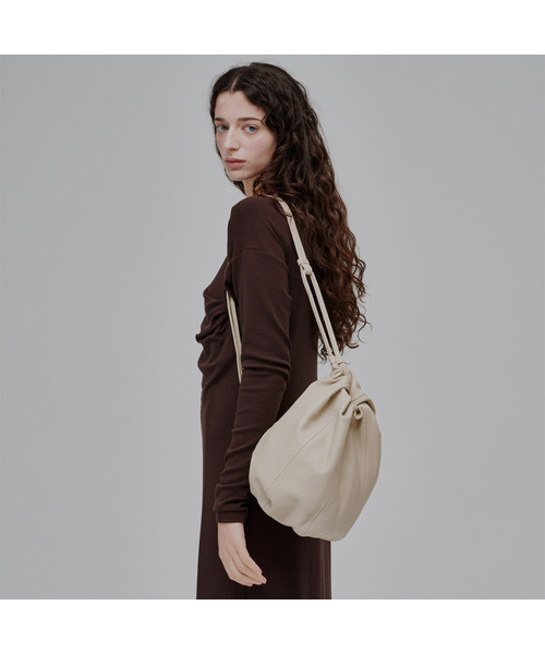 YURT（ユルト）の「TOA ECO BAG_3COLOR（エコバッグ/サブバッグ・レディース・オレンジ/Beige/ネイビー・FREE）」の3枚目の写真