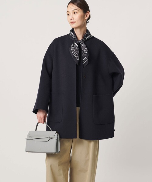 UNITED ARROWS(ユナイテッドアローズ)の「バイカラー リバー ミドルコート(その他アウター・レディース・その他1/ロイヤルブルー/オフホワイト/ネイビー/イエロー・36/38)」の3枚目の写真