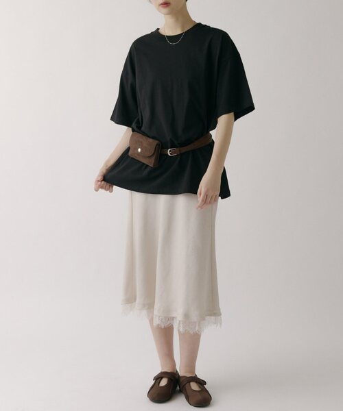 COLONY 2139（コロニートゥーワンスリーナイン）の「【MOTION】汗じみ防止刺繍ボーイフレンドTシャツ（Tシャツ/カットソー・レディース・ホワイト/ブラック・FREE）」の17枚目の写真