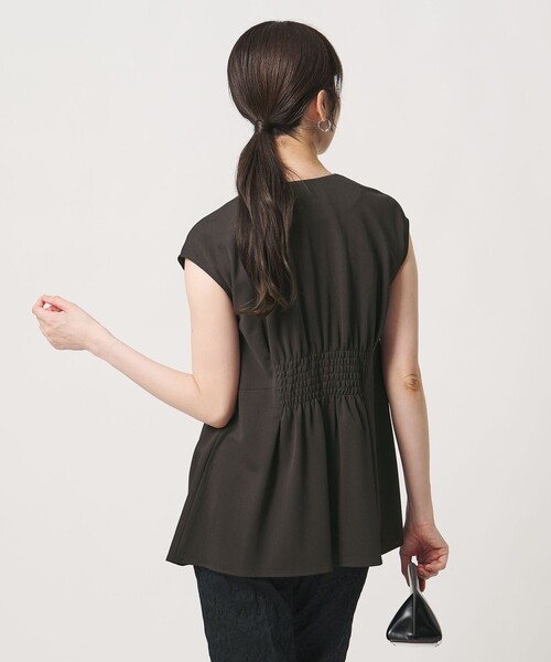 UNITED ARROWS（ユナイテッドアローズ）の「Spiree ジャージー フレンチスリーブ ブラウス（シャツ/ブラウス・レディース・ブラック/ダークブラウン・FREE）」の10枚目の写真