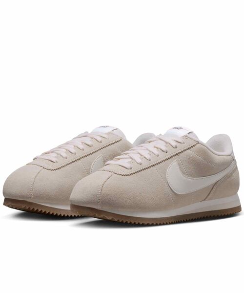 NIKE(ナイキ)の「ナイキ コルテッツ ウィメンズシューズ / Nike Cortez Women's Shoes IB1857-101 Chalk(スニーカー・レディース・ホワイト系その他2・23/22.5/22/26/25.5/25/24.5/24/23.5)」の7枚目の写真