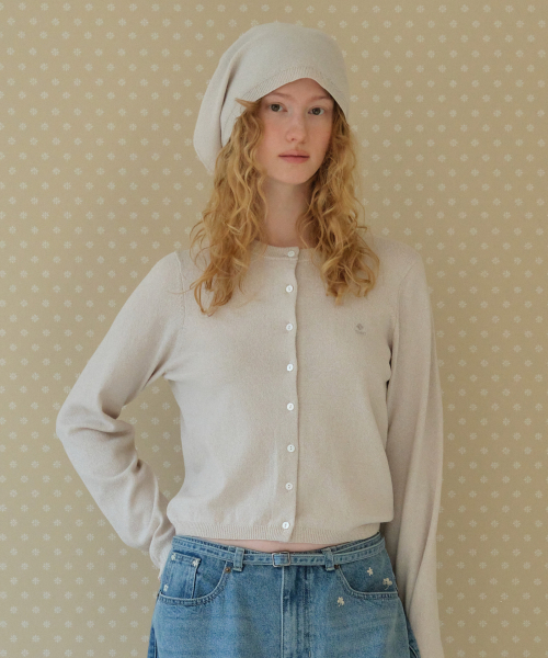 TTUDEMENT（トュードメント）の「[SET] KNIT CARDIGAN WITH HEAD SCARF_LIGHT GREY（カーディガン/ボレロ・レディース・その他・FREE）」の2枚目の写真