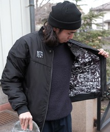 VOLCOM（ボルコム）の「VOLCOM/ボルコム ブルゾン 中綿 ロゴ ダービージャケット BG052750（ブルゾン）」