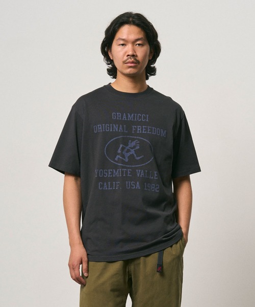 Gramicci（グラミチ）の「YOSEMITE VALLEY TEE｜ヨセミテバレーTシャツ（Tシャツ/カットソー・メンズ・ネイビー/ブラック系その他/アッシュ/イエロー系その他・S/L/XL/2XL/M）」の2枚目の写真