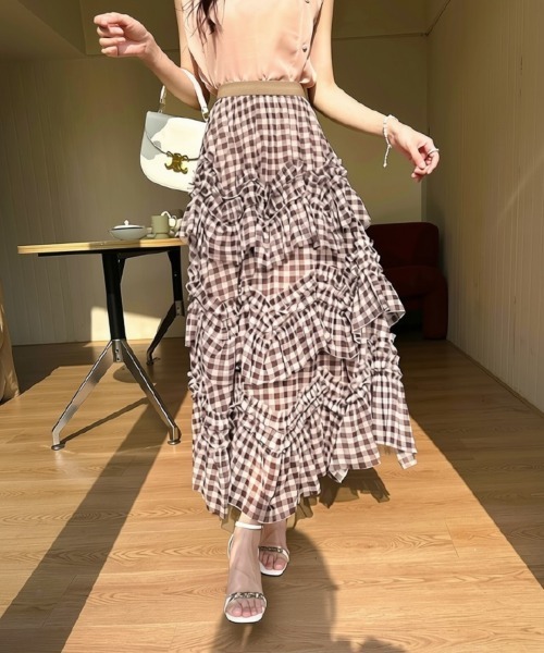 center i(センターアイ)の「ギンガムチェック ボリュームフリル ティアードロングスカート(スカート・レディース・ピンク/ブラウン・FREE)」の9枚目の写真