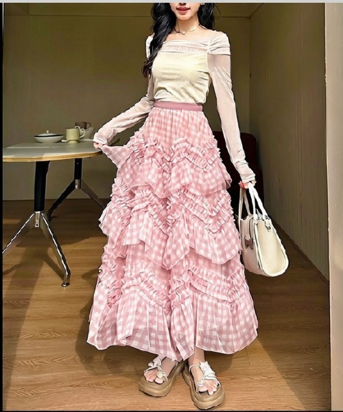 center i(センターアイ)の「ギンガムチェック ボリュームフリル ティアードロングスカート(スカート・レディース・ピンク/ブラウン・FREE)」の15枚目の写真