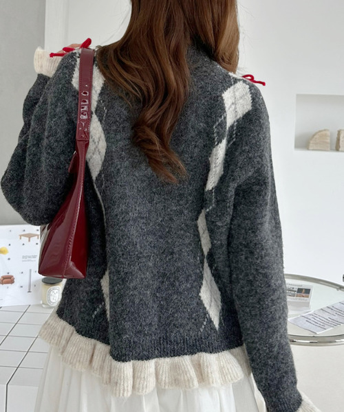 Ada.（エイダ）の「トグルボタン リボン フリル ニット カーディガン（カーディガン/ボレロ・レディース・アイボリー/レッド/チャコール・FREE）」の10枚目の写真
