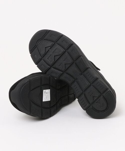 SKECHERS(スケッチャーズ)の「【SKECHERS】スケッチャーズ Slip-ins Relaxed Fit: Arch Fit MC D'Lux - Dream Of Me(スリップインズ リラックスドフット:アーチフィット MCデラックス - ドリーム オブ ミー)159566(スニーカー・レディース・ブラック×ブラック/チョコ・22.5cm/23.0cm/23.5cm/24.0cm/24.5cm/25.0cm)」の4枚目の写真