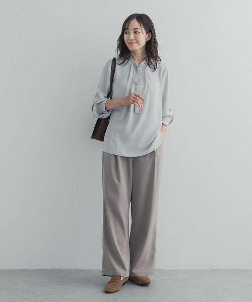 URBAN RESEARCH DOORS(アーバンリサーチドアーズ)の「『一部WEB限定カラー』リボンポイントタックブラウス(シャツ/ブラウス・レディース・ドット/ライトグレー/オフホワイト・FREE)」の21枚目の写真