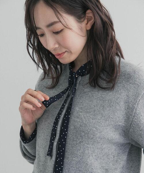URBAN RESEARCH DOORS(アーバンリサーチドアーズ)の「『一部WEB限定カラー』リボンポイントタックブラウス(シャツ/ブラウス・レディース・ドット/ライトグレー/オフホワイト・FREE)」の8枚目の写真