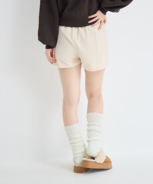 ems excite（エムズエキサイト）の「ハイウエストショートパンツ（その他パンツ・レディース・ブラック/チャコールグレー/ナチュラル・FREE）」の20枚目の写真