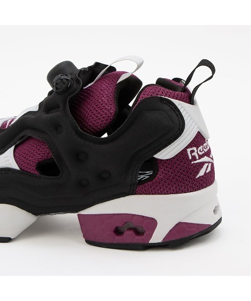Reebok(リーボック)の「インスタ ポンプフューリー 94 / INSTAPUMP FURY 94(スニーカー・メンズ・パープル・26.0cm/26.5cm/27.0cm/27.5cm/28.0cm/25.5cm/25.0cm/24.0cm/24.5cm/28.5cm/23.5cm/23.0cm/29.0cm/30.0cm)」の9枚目の写真