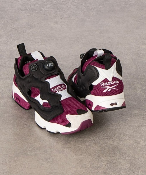 Reebok(リーボック)の「インスタ ポンプフューリー 94 / INSTAPUMP FURY 94(スニーカー・メンズ・パープル・26.0cm/26.5cm/27.0cm/27.5cm/28.0cm/25.5cm/25.0cm/24.0cm/24.5cm/28.5cm/23.5cm/23.0cm/29.0cm/30.0cm)」の2枚目の写真