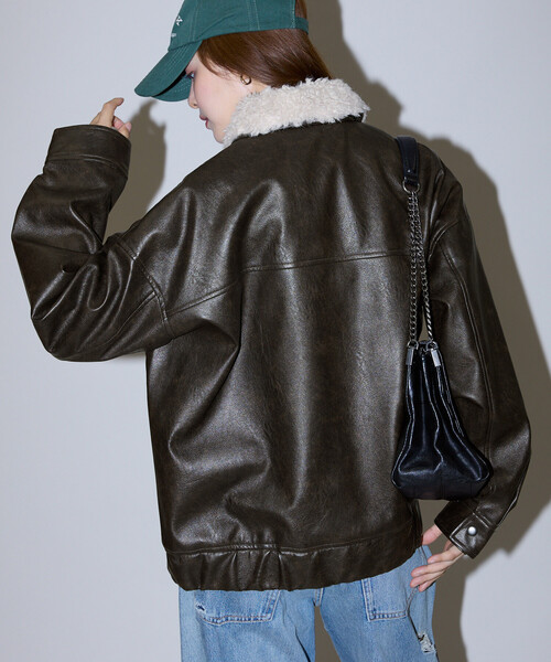 PUBLUX(パブリュクス)の「PUBLUX/パブリュクス ファー 襟付き レザレット ブルゾン 限定展開(ブルゾン・レディース・ブラック/ブラウン・フリ-)」の5枚目の写真