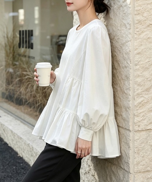 ReRe(リリ)の「切り替えギャザーボリュームスリーブ長袖ブラウス(シャツ/ブラウス・レディース・ホワイト/ブラック・FREE)」の6枚目の写真