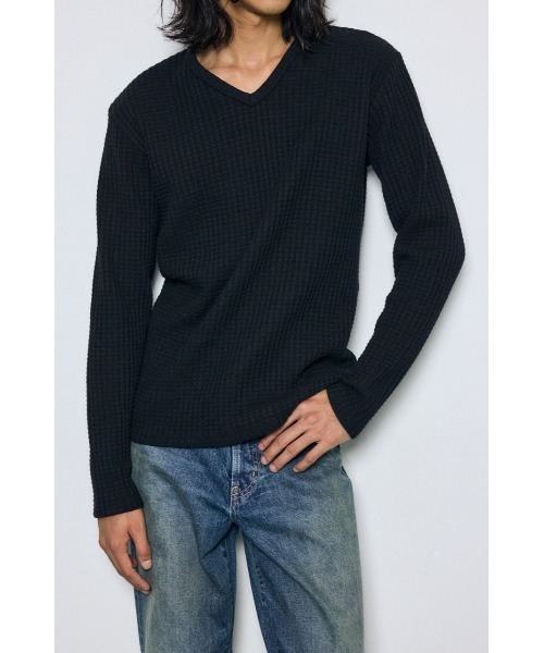 AZUL by moussy(アズールバイマウジー)の「ヘビーワッフルVネックトップス 秋服 冬服 春服 長袖 ロンT 無地(Tシャツ/カットソー・メンズ・ホワイト/ブラック・MEDIUM/LARGE)」の18枚目の写真