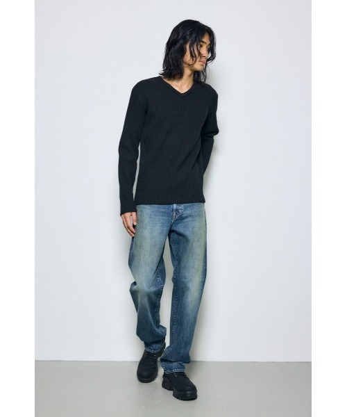 AZUL by moussy(アズールバイマウジー)の「ヘビーワッフルVネックトップス 秋服 冬服 春服 長袖 ロンT 無地(Tシャツ/カットソー・メンズ・ホワイト/ブラック・MEDIUM/LARGE)」の19枚目の写真