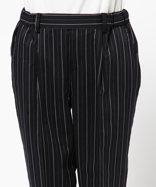 ikka(イッカ)の「9分丈TRPUテーパードパンツ(その他パンツ・レディース・スモークグレー/ネイビー/ベージュ・LARGE/MEDIUM)」の9枚目の写真