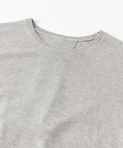 URBAN RESEARCH（アーバンリサーチ）の「UR バックフレアニット（ニット/セーター・レディース・グリーン/ピンク/グレー/ベージュ・FREE）」の19枚目の写真