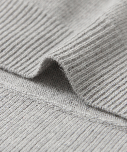 URBAN RESEARCH（アーバンリサーチ）の「UR バックフレアニット（ニット/セーター・レディース・グリーン/ピンク/グレー/ベージュ・FREE）」の11枚目の写真