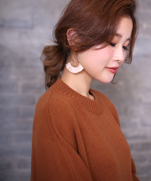 Bab Bou Jeloud（バブブージュルード）の「【大人気】カラーフリンジビジューピアス（ピアス（両耳用）・レディース・グレー/ネイビー/レッド/カーキ/ベージュ/オレンジ系その他・FREE）」の16枚目の写真